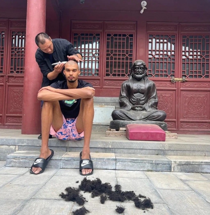 文班少林师傅贺词：制心一处无事不办，马刺总决赛在即